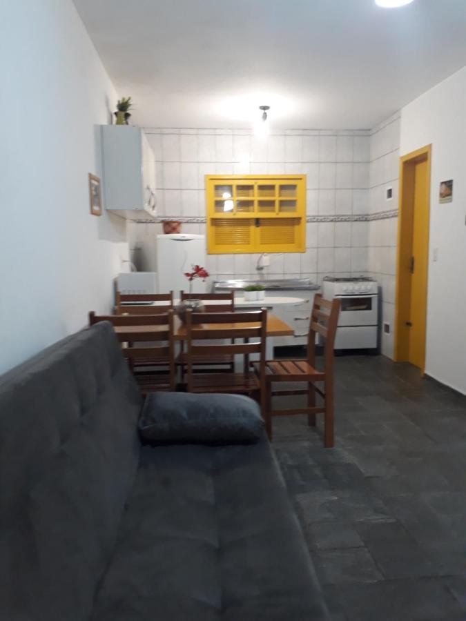 Residencial Colonial Amarelo A 150M Da Praia De Mariscal Aparthotel Bombinhas Exterior foto